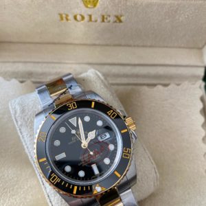 Rolex Submariner 40mm 116613 LN Two Tone 
04