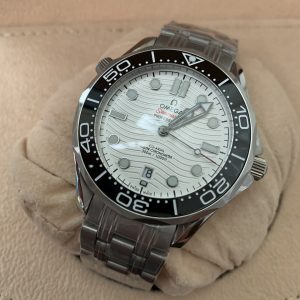 Omega Seadmaaster 01